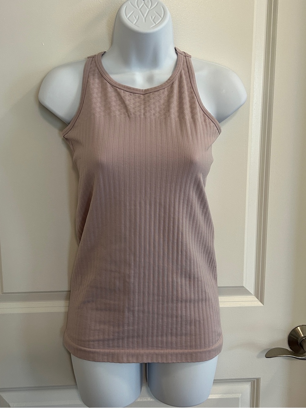Like New Athleta High-Neck Tank Top